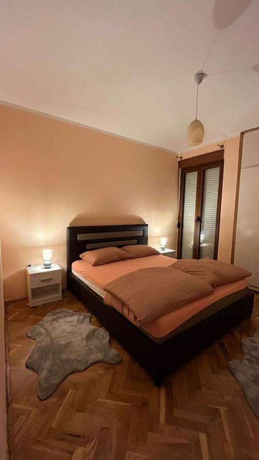 Majdini Clock Tower Apartman Podgorica Exterior photo